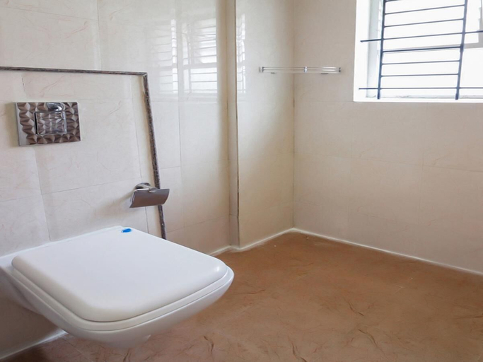 Bathroom 3, The Olive Shine, Mysore
