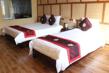 Others 2, Holiday Sapa, Sa Pa