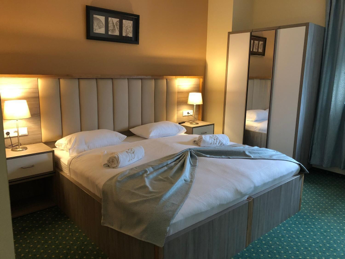 Others 5, Mein Palace Hotel, Main-Taunus-Kreis