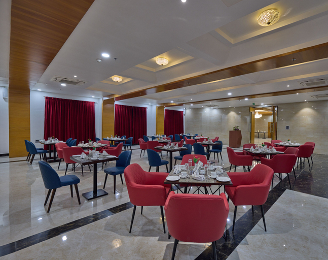Food & Drinks 5, Golden Tulip Tirupati, Chittoor