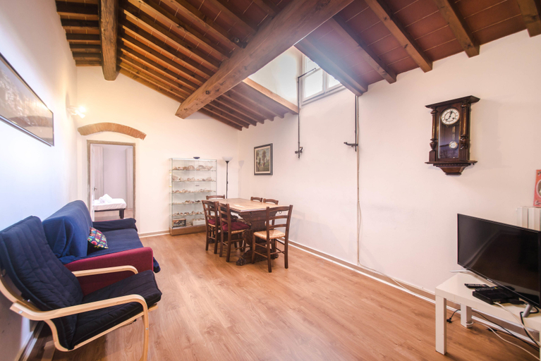 Others 4, Lovely 4BD Apt 3min Walk to Ponte Vecchio, Florence