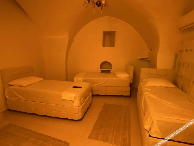 Others 4, Demirhan Otel, Kızıltepe