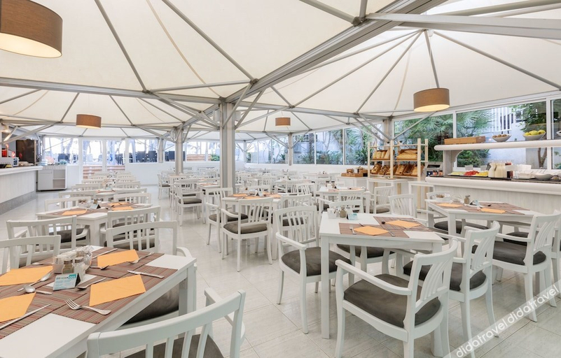 Food & Drinks 4, Caprice Playa de Alcudia Apartments, Baleares