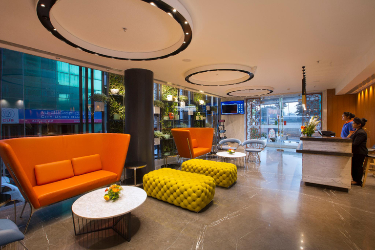 Public Area 3, Southend by TGI, Bangalore
