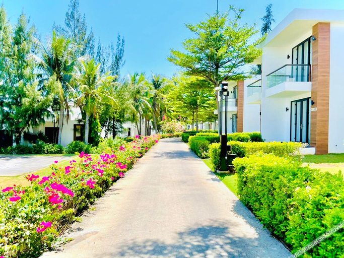 Exterior & Views, Saint Simeon Resort Villa Owner, Long Điền