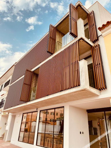 Exterior & Views 2, S Estancia Suites, Baleares