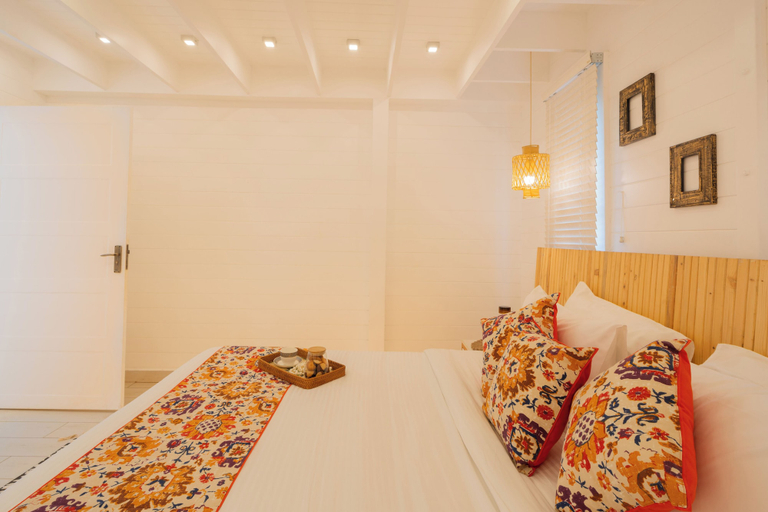 Room 2, ELIVAAS House of Neptune - 3 BHK, North Goa