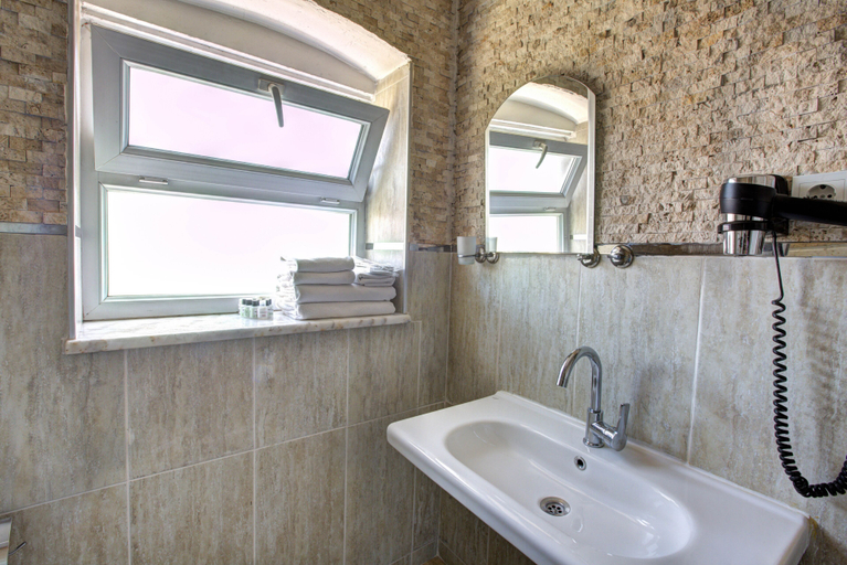 Bathroom 5, Galata Homes Suites, Beyoğlu