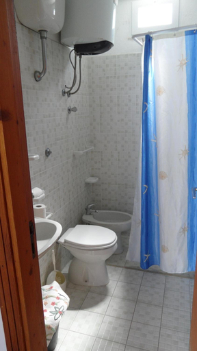 Bathroom, Residence Pensione Mena, Napoli