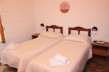 Others 5, Hotel La Croce, Siena