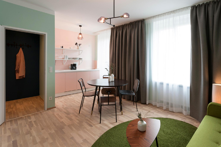 Others 4, URBANAUTS FLATS Cubierta, Linz