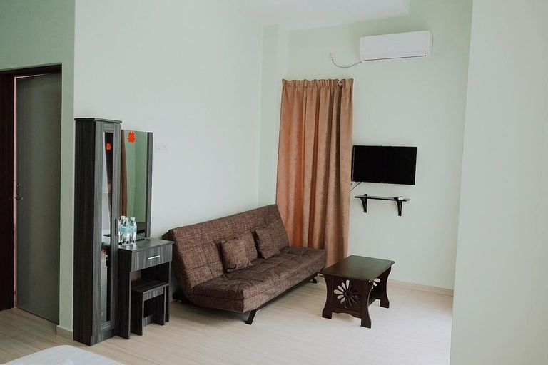 Others 3, OK FAMILY VILLA-14Rooms 36pax, Kinta