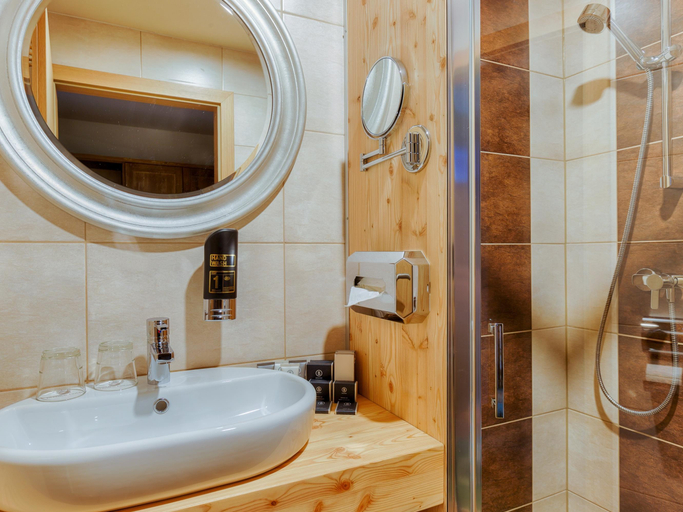 Bathroom 3, Hotel Victoria Kaprun, Zell am See