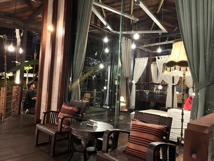 Others 5, Voraman B-One, Doi Saket