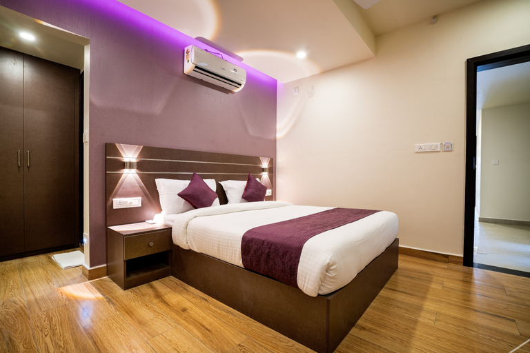 Others 1, Lavender Infopark Kochi, Ernakulam