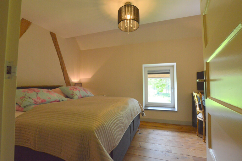 Others 2, Holiday Home Slenaken With Valley Views, Gulpen-Wittem