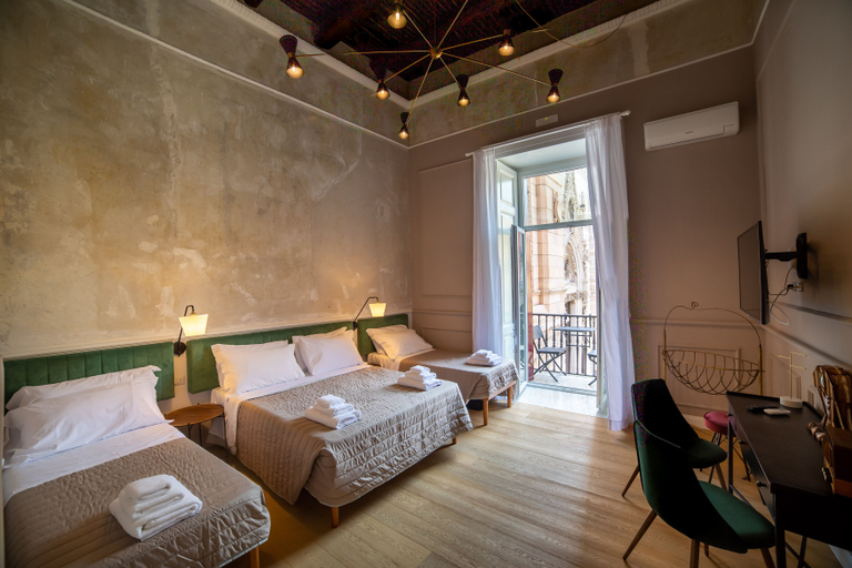 Bedroom 3, The Other Duomo House, Napoli
