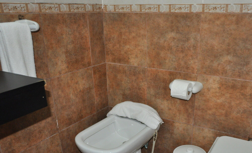 Bathroom 3, Duplex del Sol, Santa María