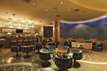 Hotel Bar, Radisson Blu Hotel Haridwar, Hardwar