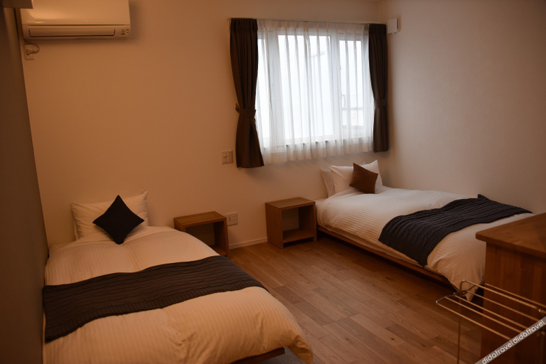 Bedroom 2, Shiretokoserai, Rausu