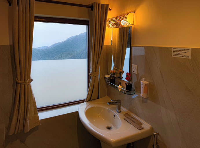 Bathroom 3, Prakriti Resort & Organic Farm P. Ltd., Bagmati