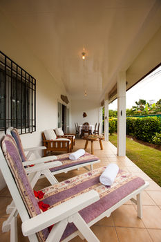 Others 2, Le Relax St. Joseph Praslin