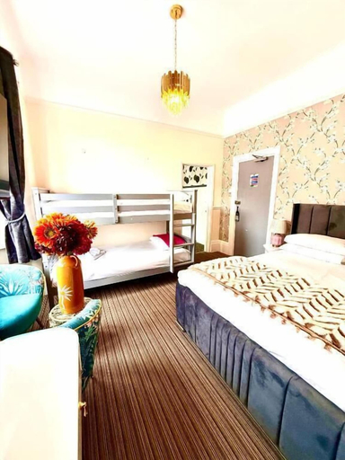 Room 4, The Carlton Hotel, Isle of Wight