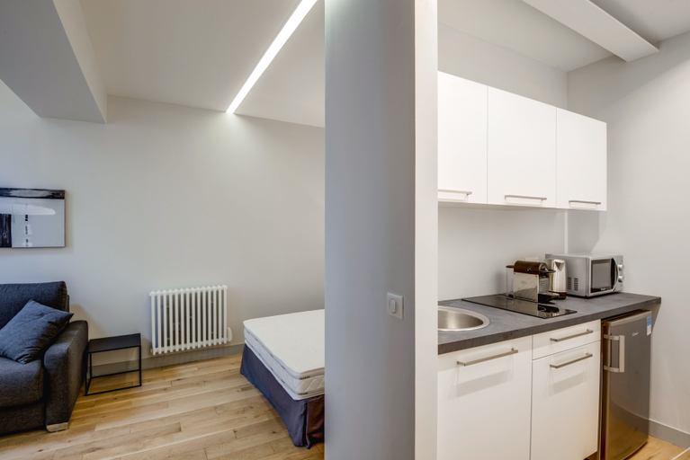 Others 4, Apparts de l'Oncle Louis, Yvelines