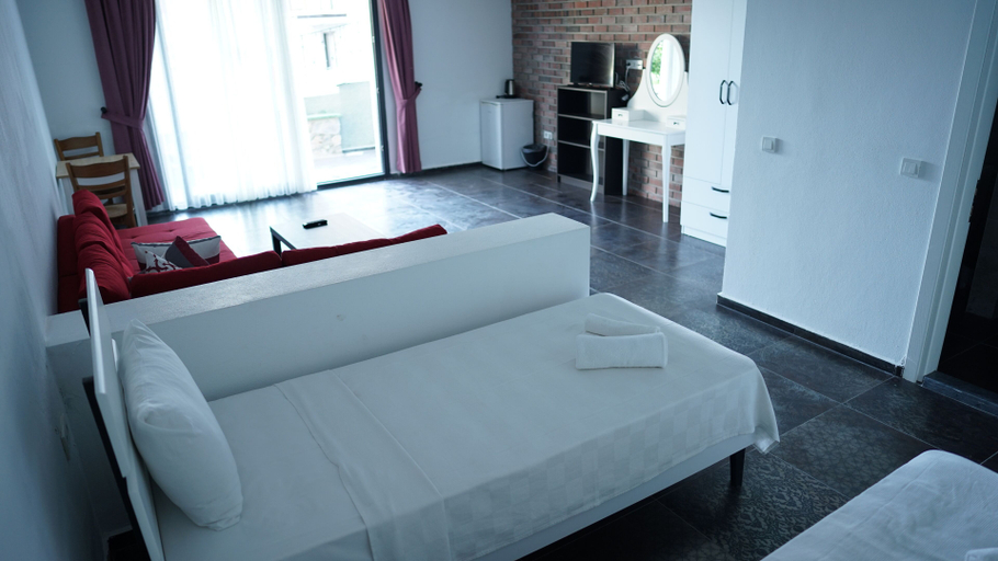 Bedroom 2, Karyada Hotel, Çeşme