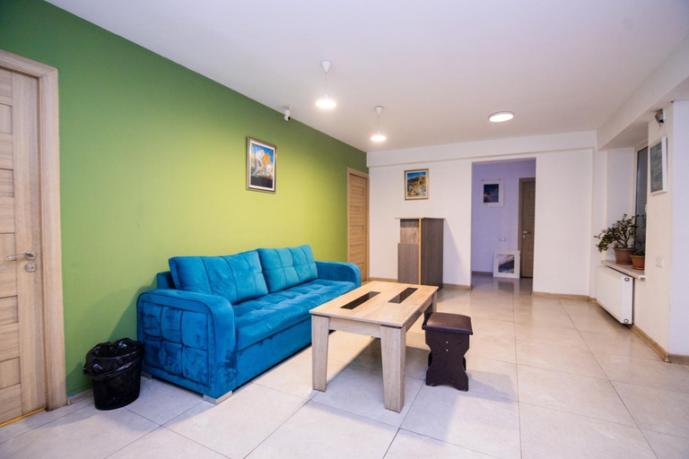 Others 4, The Best Hostel, Yerevan