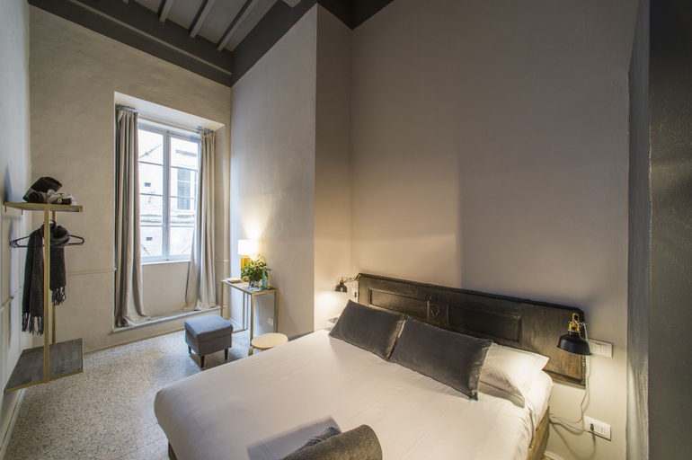 Room 2, パラッツオデルパパ, Siena