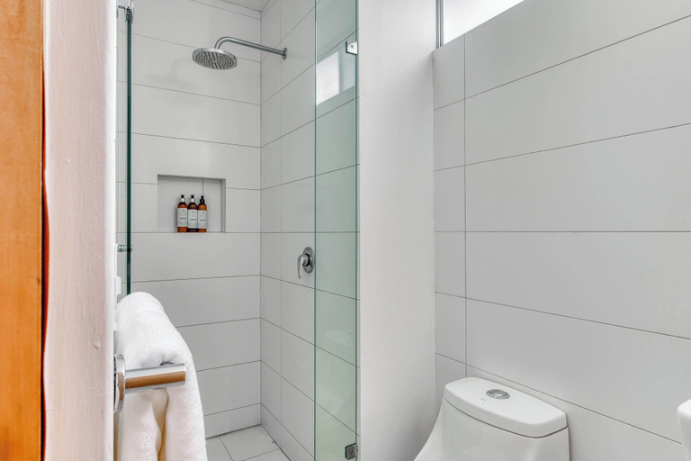 Bathroom 5, Centric 2 BR Condo - Roma - Rio de Janeiro Park, Mexico City