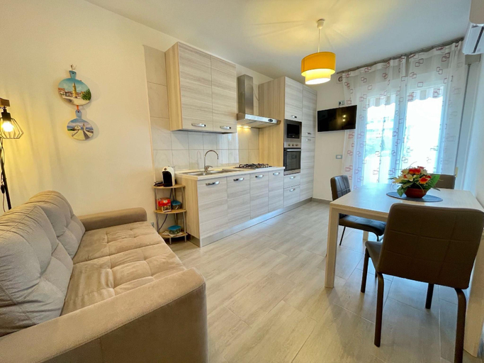 5, Bright apartment with balcony, Venezia