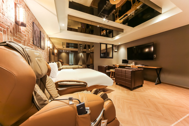 Bedroom 3, Ulsan Hogye The Best, Buk