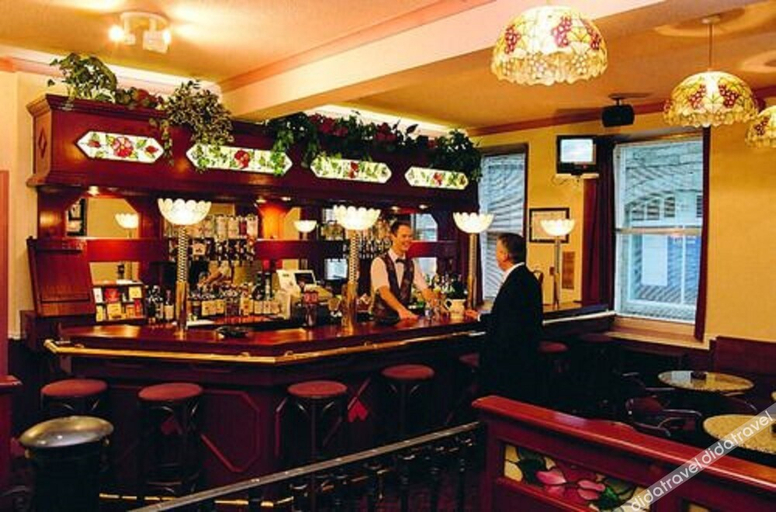Food & Drinks, The Queen's Hotel, Shetland Islands