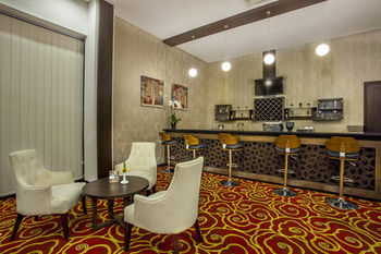 Others 4, Padjadjaran Suites Business & Conference, Tangerang
