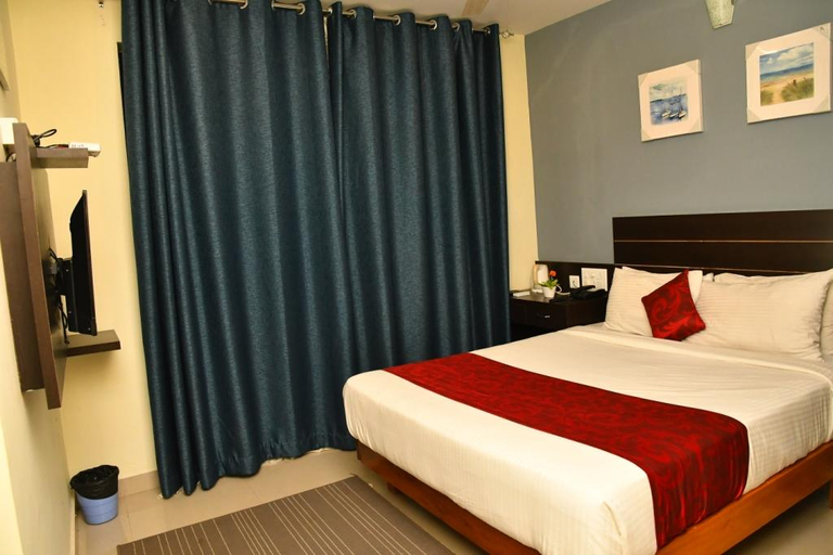 Bedroom 3, Hotel West End, Uttara Kannada