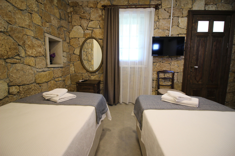 Others 3, Bozcaada Defne Bag Evi, Bozcaada