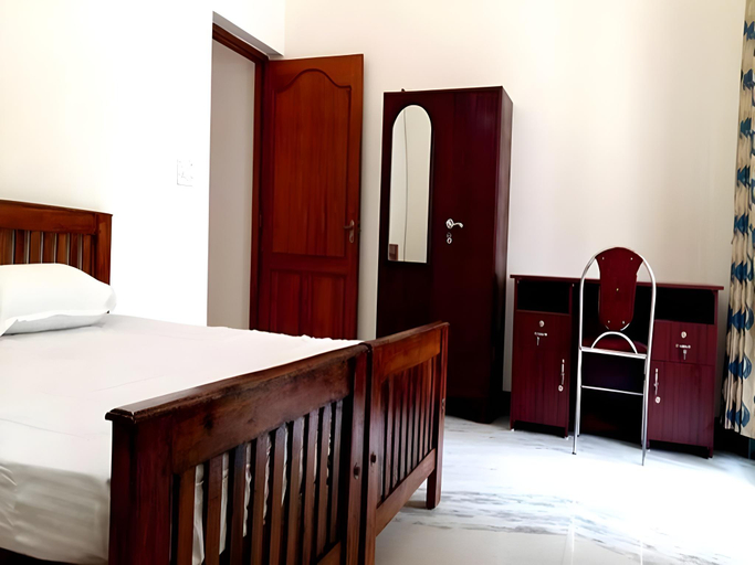 Bedroom 2, Nenas Inn, Ernakulam