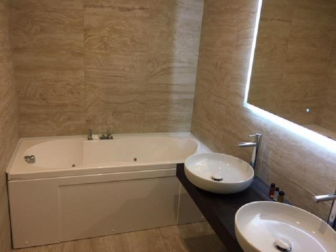 Bathroom 5, The One Firenze, Florence