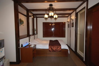 Others 3, Carnet (Adult Only), Amagasaki