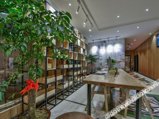 Others 4, Minhao Hotel, Dali Bai