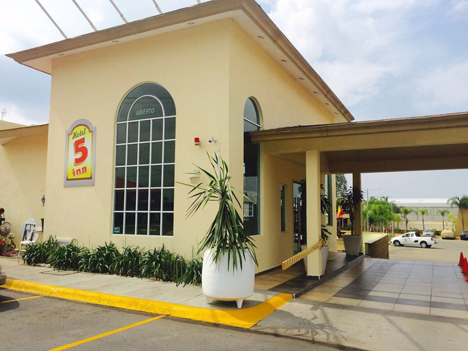 Others 2, Hotel 5inn, Silao