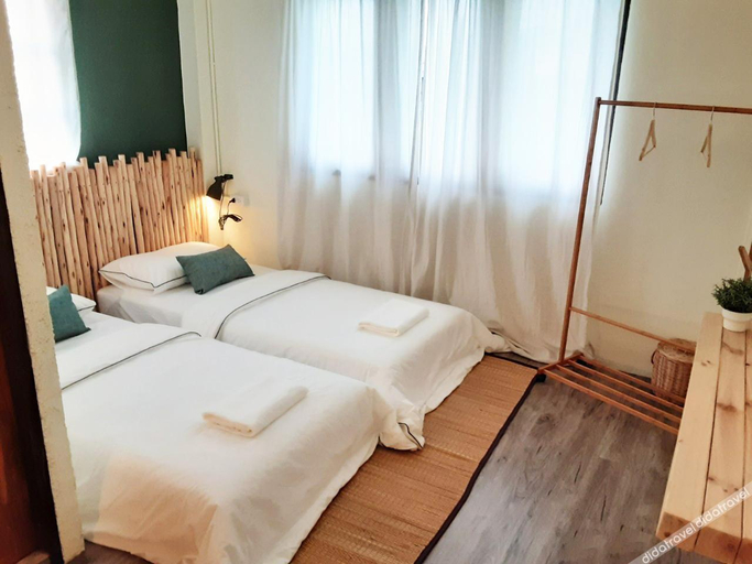 Bedroom 2, Lhong Lay House, Sattahip