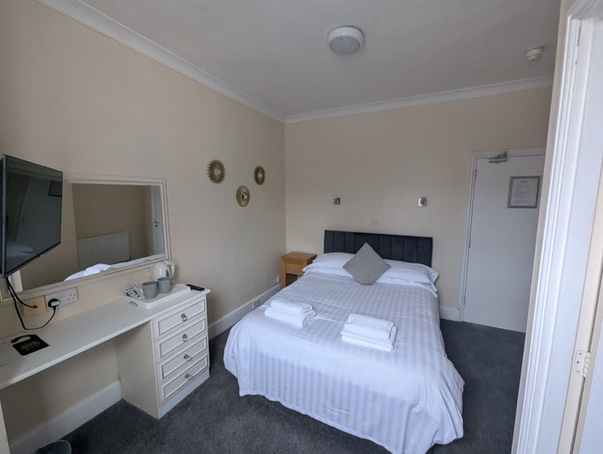 Bedroom 3, The Bell Hotel, Suffolk