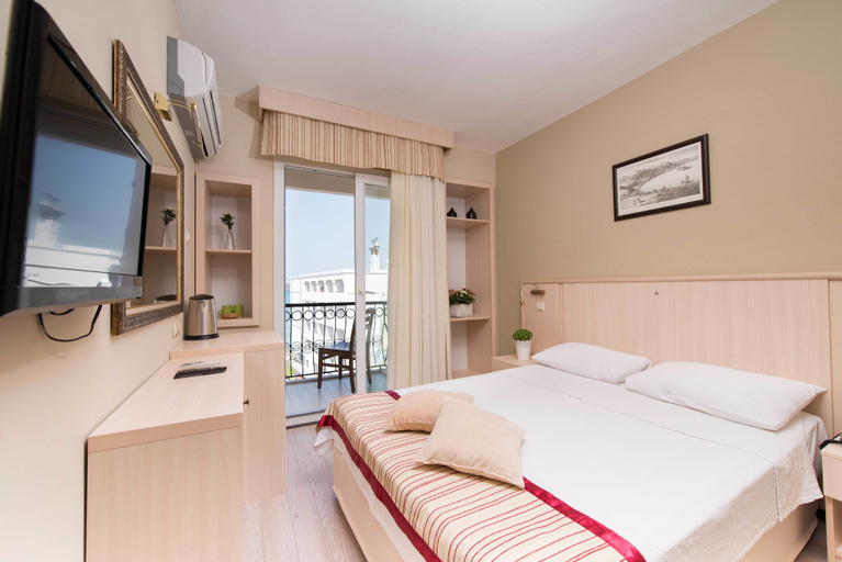 Bedroom 2, Ileri Hotel & Apartments, Çeşme