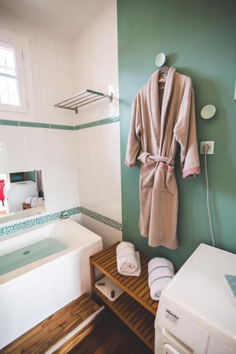 Bathroom 5, Au Bien Venu, Haute-Garonne