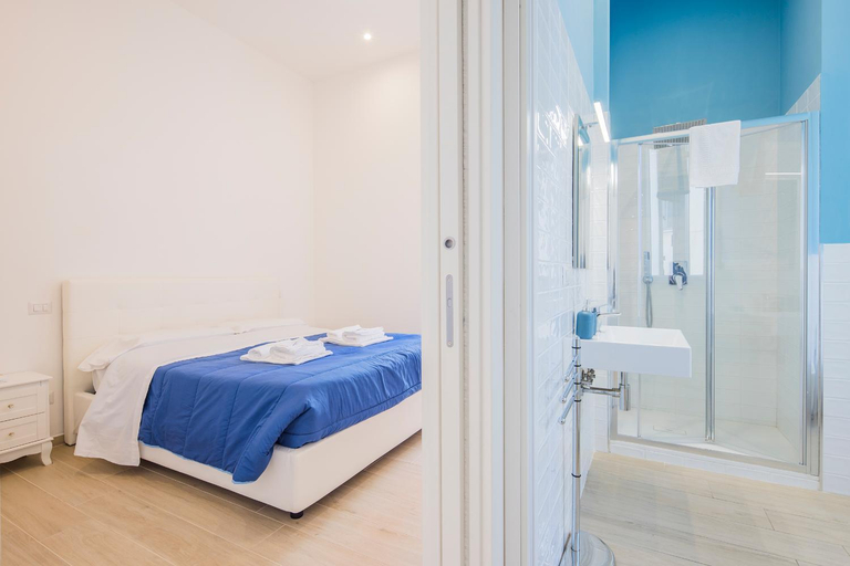 Bedroom, Palazzo Nizza - Luxotel & Apartotel by Leading Hotel, Salerno