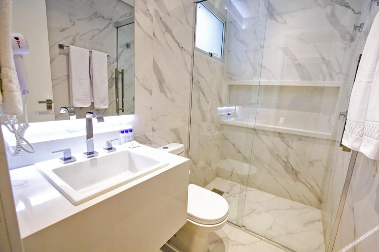 Bathroom 4, Holiday Ingleses, Florianopolis
