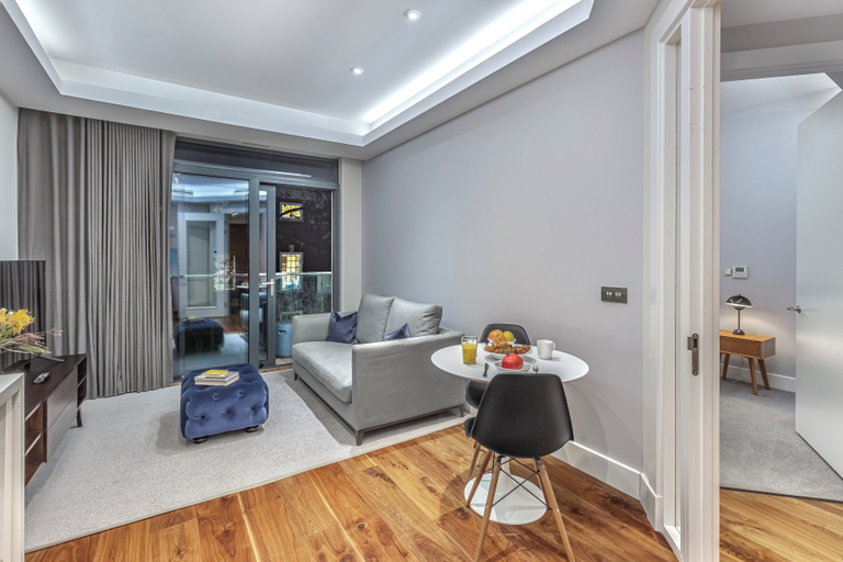 Others 4, Grays Inn by Aeria Apartments, London